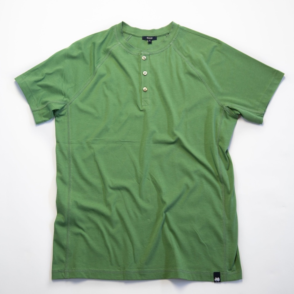 NWT BENSON Supima cotton short sleeve henley